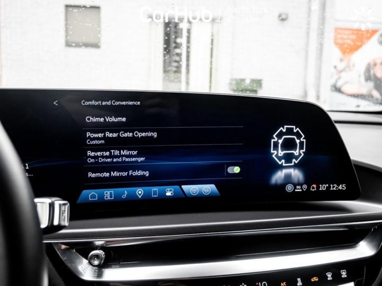 2024 Cadillac LYRIQ Tech Panoroof Heated Seats Navi Apple CarPlay Android Auto Photo