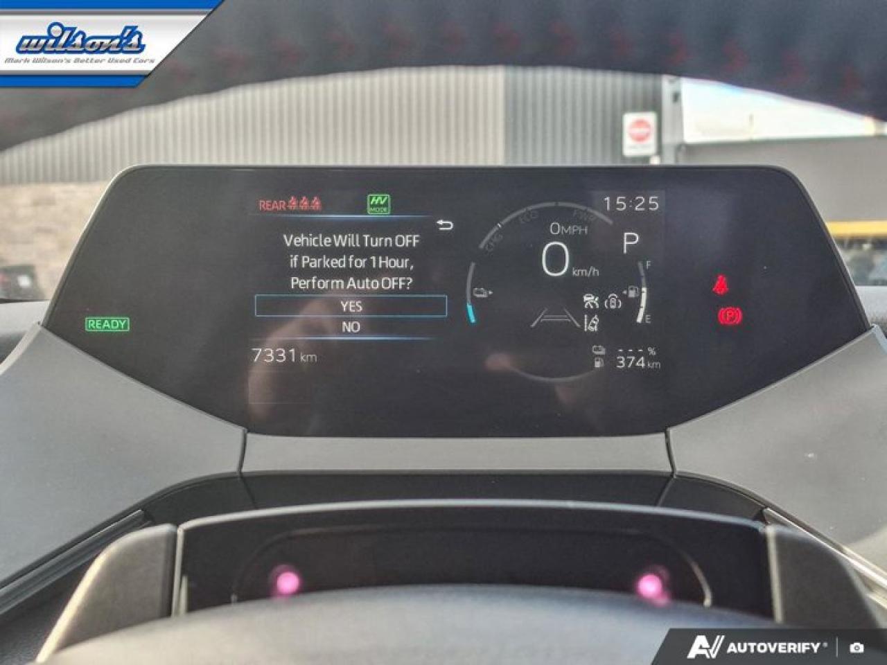 2025 Toyota Prius Plug-In Hybrid XSE PHEV | Leather | Fixed Glass Roof | Carplay & Android Auto & More ! Photo