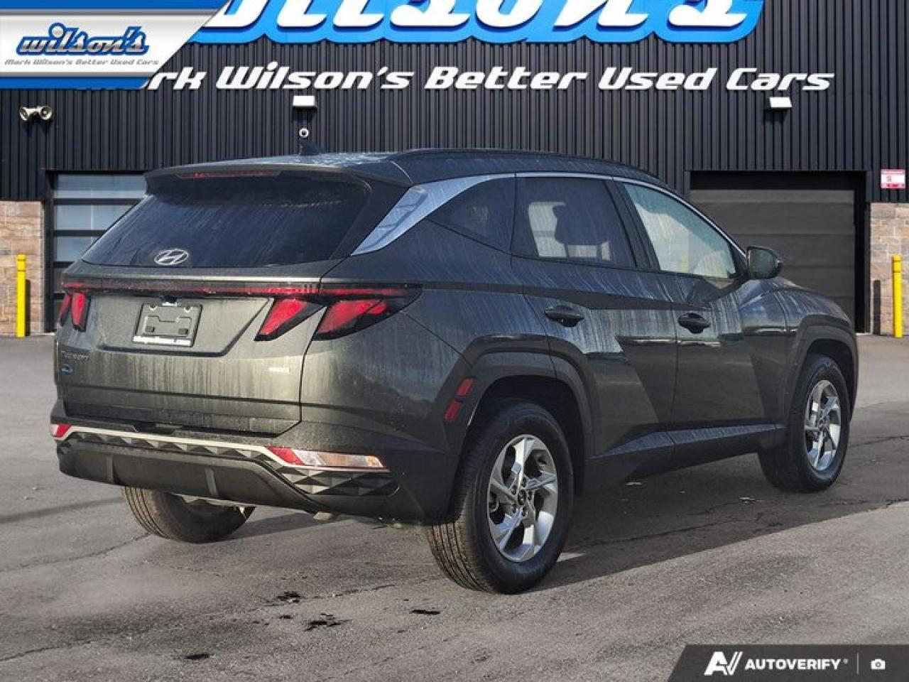 2024 Hyundai Tucson Preferred AWD | Heated Seats + Steering | Remote Start | Navi | CarPlay + Android | and More ! Photo