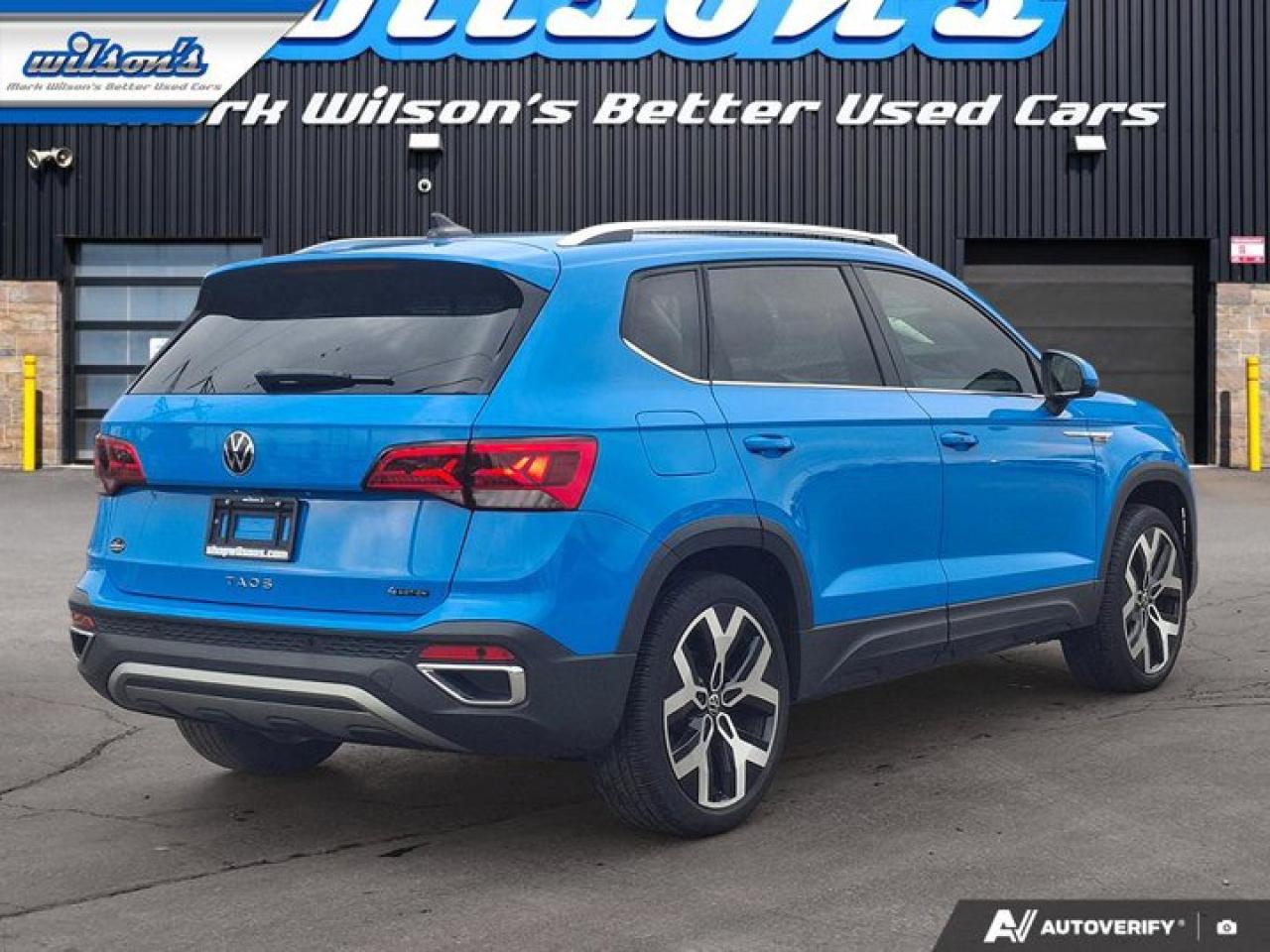 2023 Volkswagen Taos Highline 4Motion AWD | Leather | Pano Roof | Heated Seats + Steering | Beats Audio | and More ! Photo4