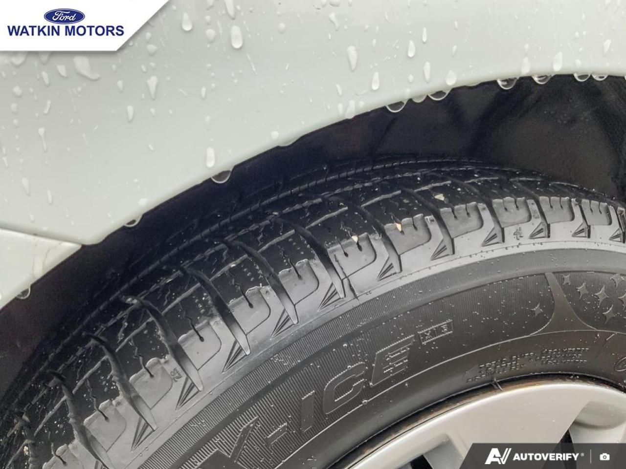 2016 Hyundai Accent GL Hatchback Photo28