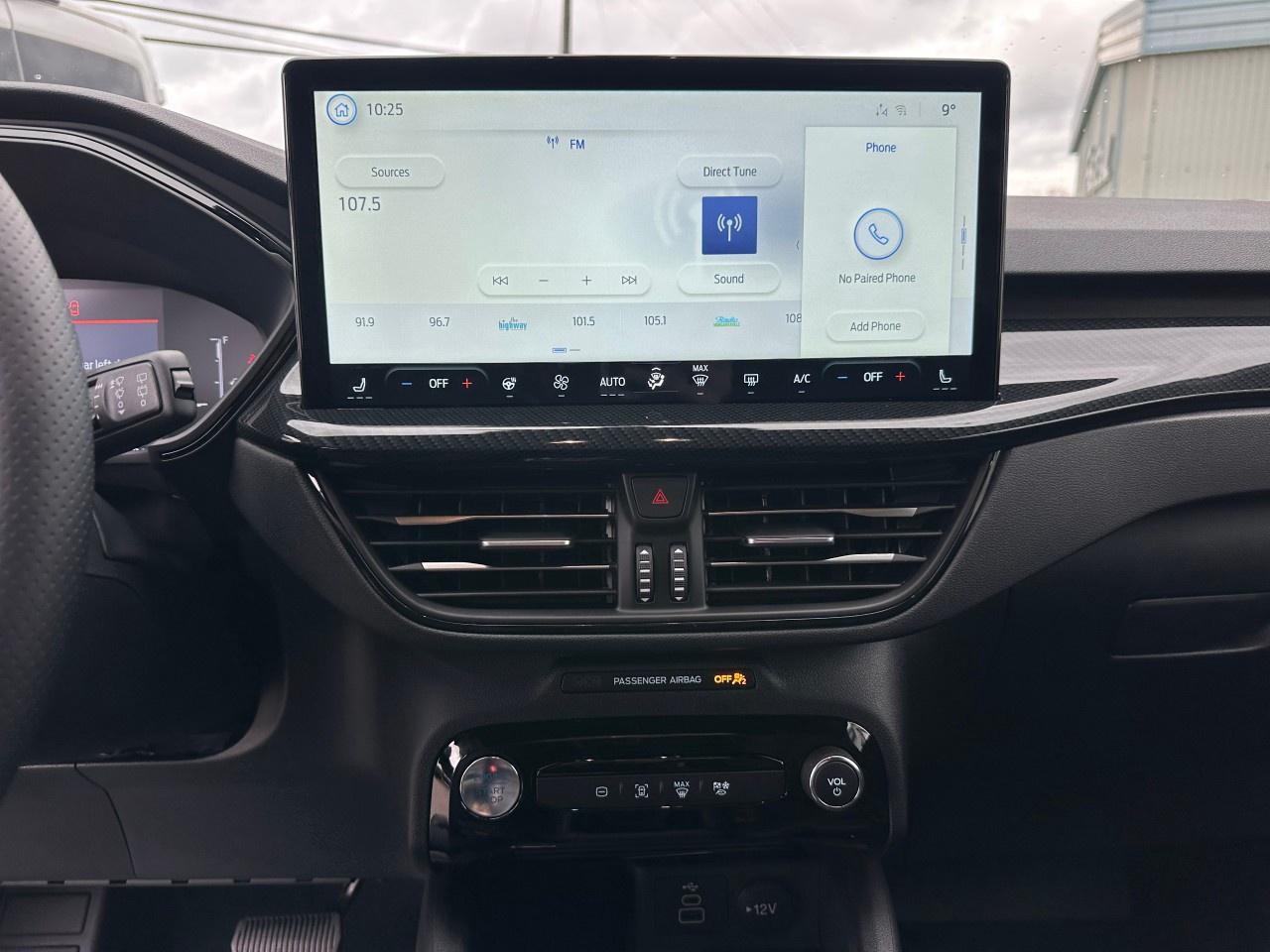 2025 Ford Escape ST-Line AWD Photo