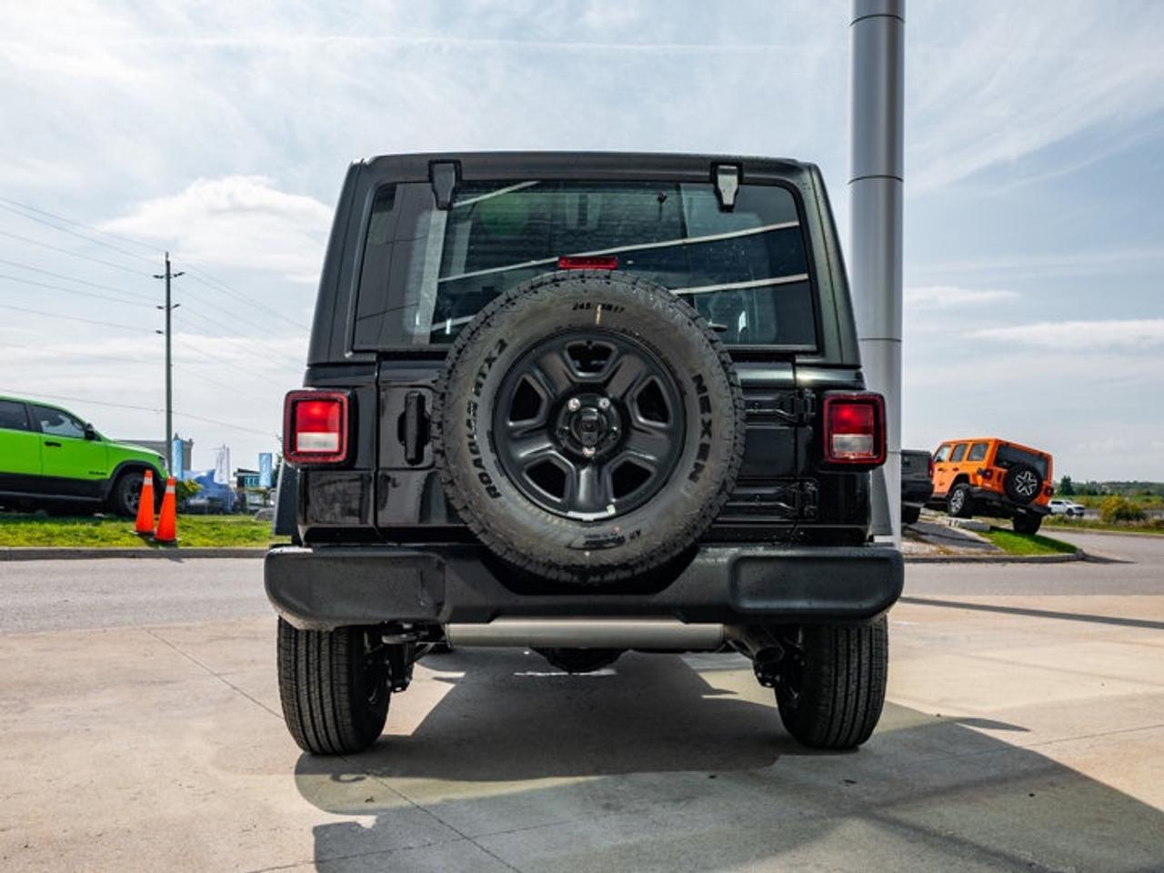 2026 Jeep Wrangler SPORT Photo
