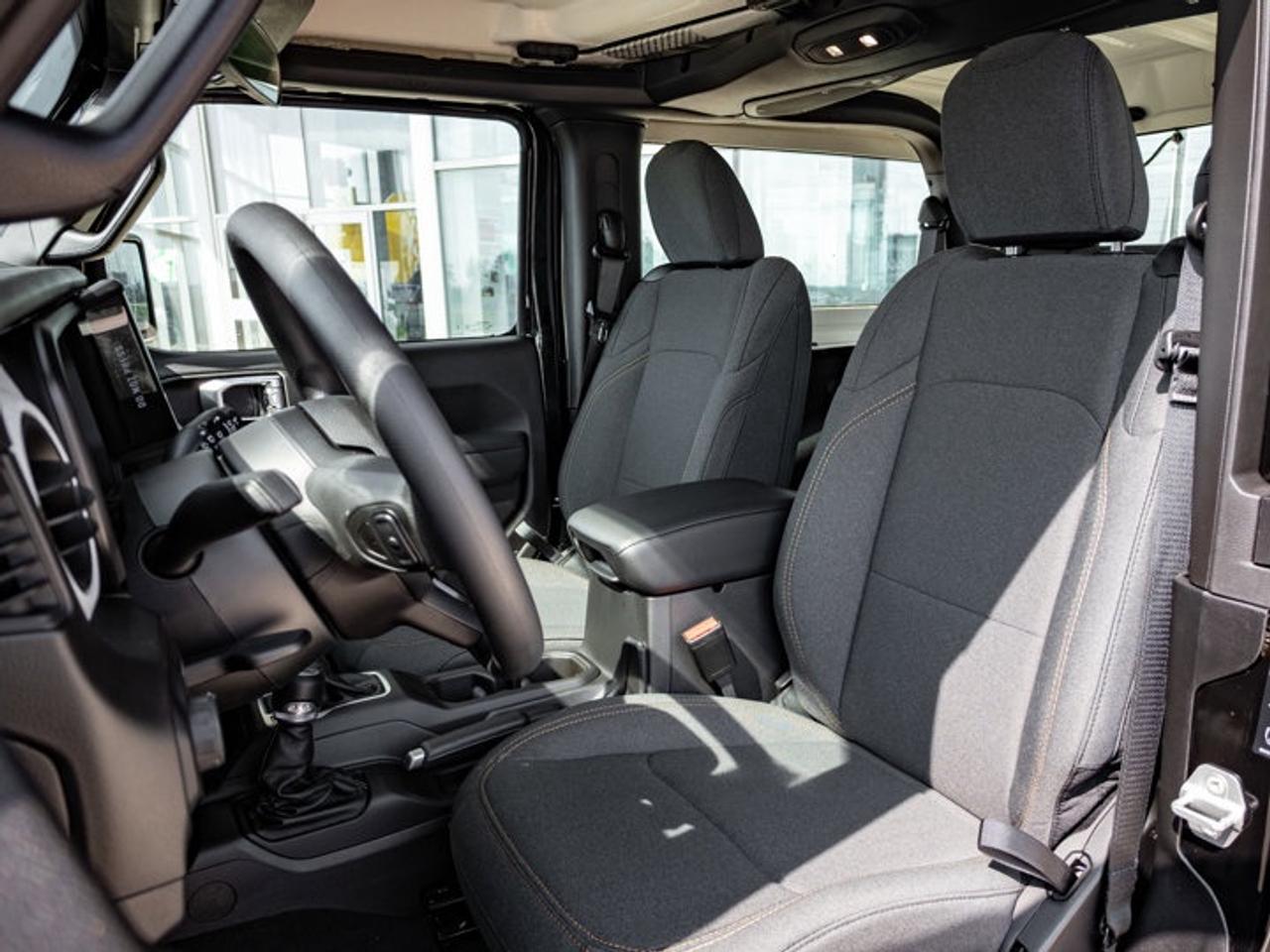 2026 Jeep Wrangler SPORT Photo