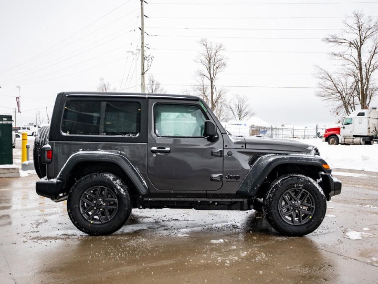 2026 Jeep Wrangler Sport S Photo