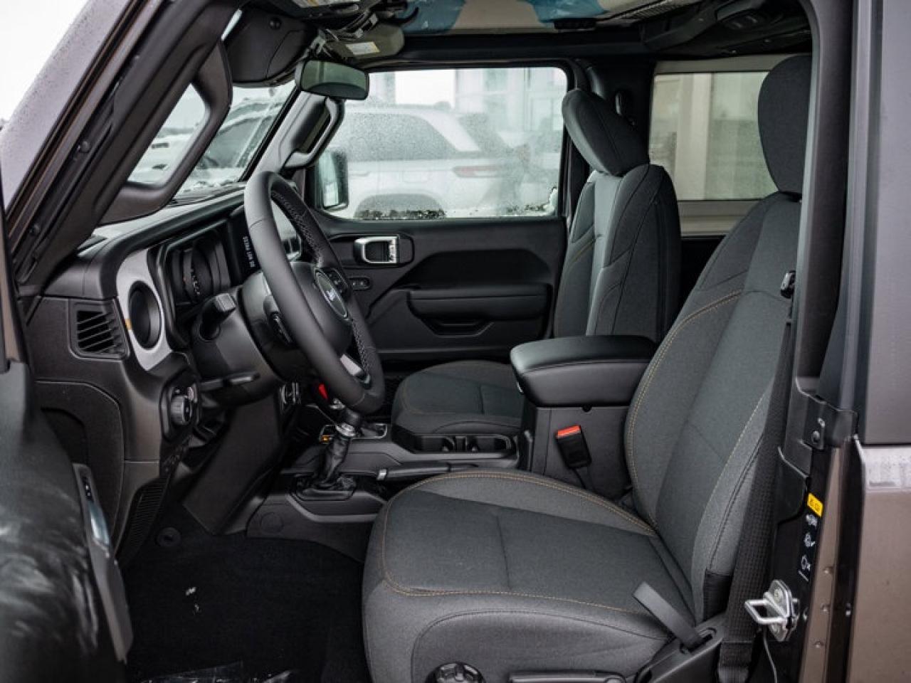 2026 Jeep Wrangler Sport S Photo