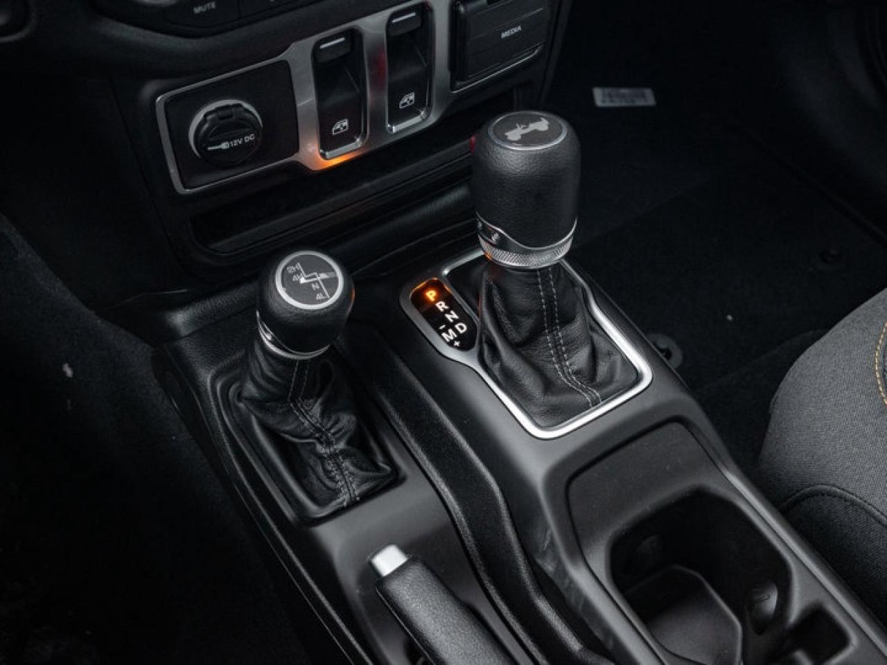 2026 Jeep Wrangler Sport S Photo