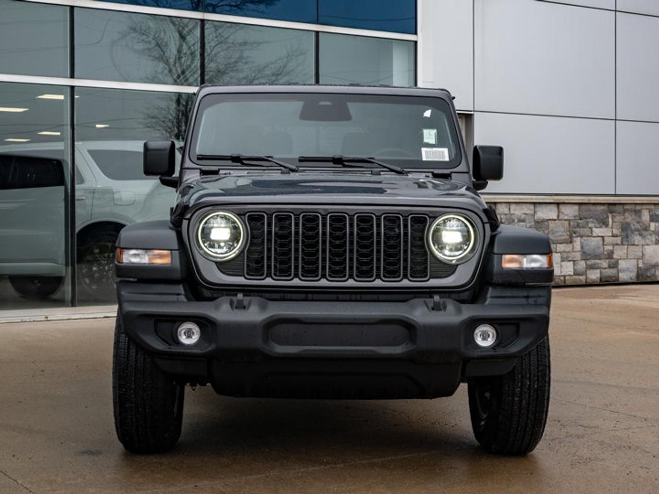 2026 Jeep Wrangler Sport S Photo