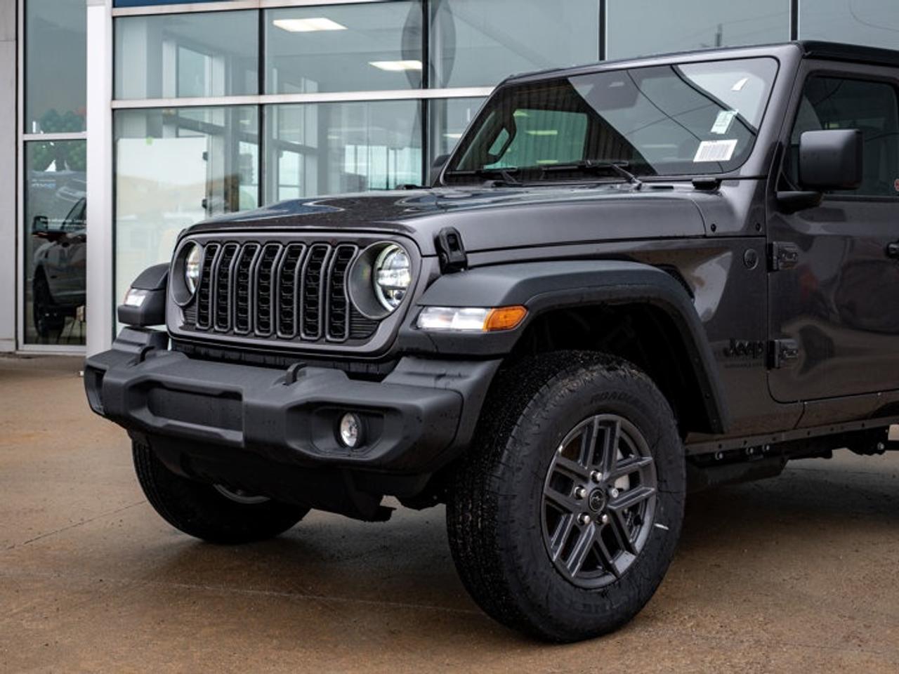 2026 Jeep Wrangler Sport S Photo