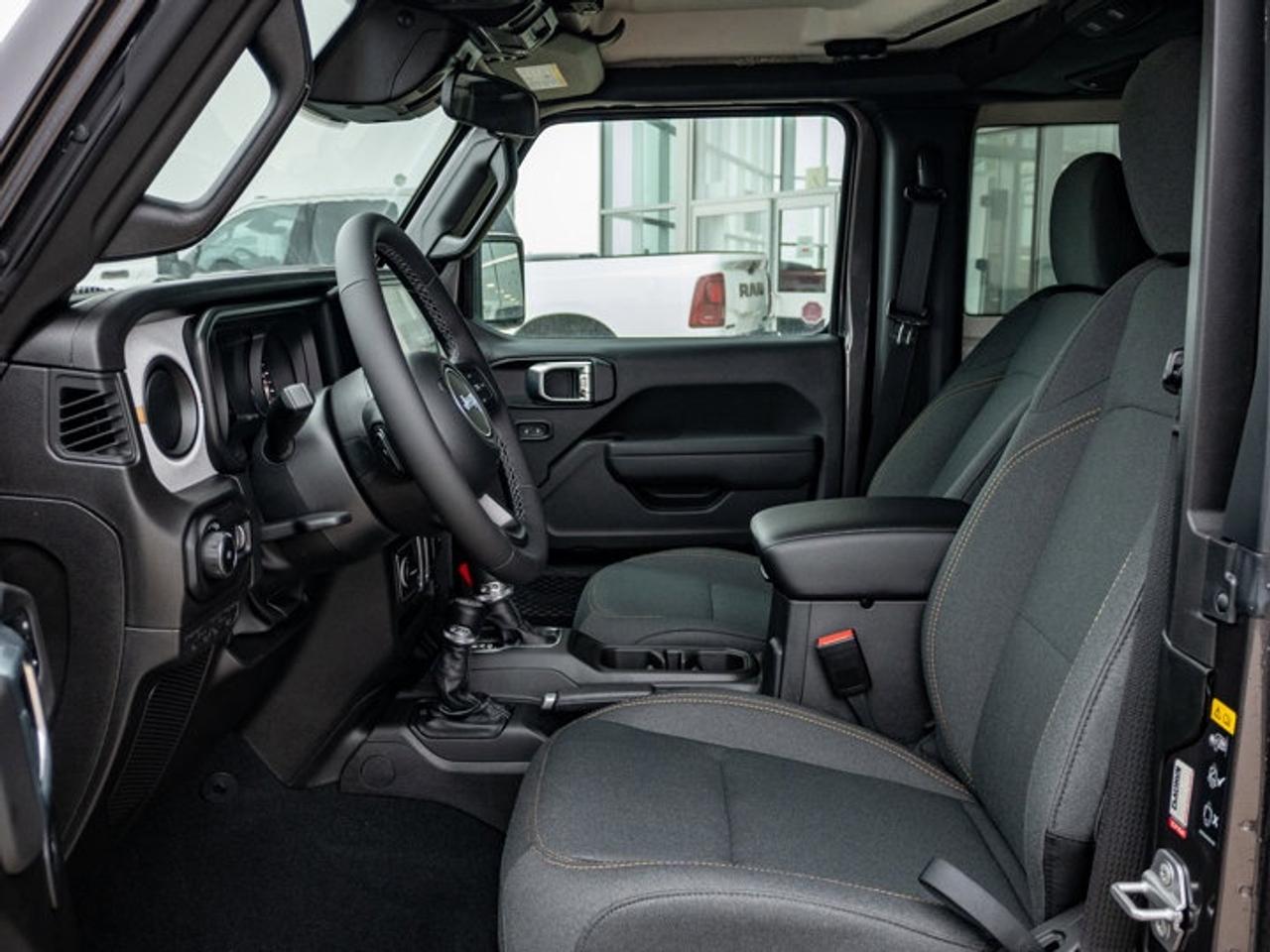 2026 Jeep Wrangler Sport S Photo