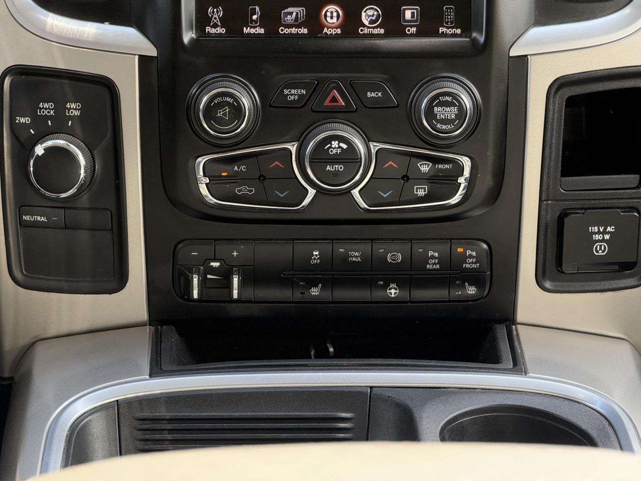 2016 RAM 2500 SLT | BACK UP CAMERA | Photo
