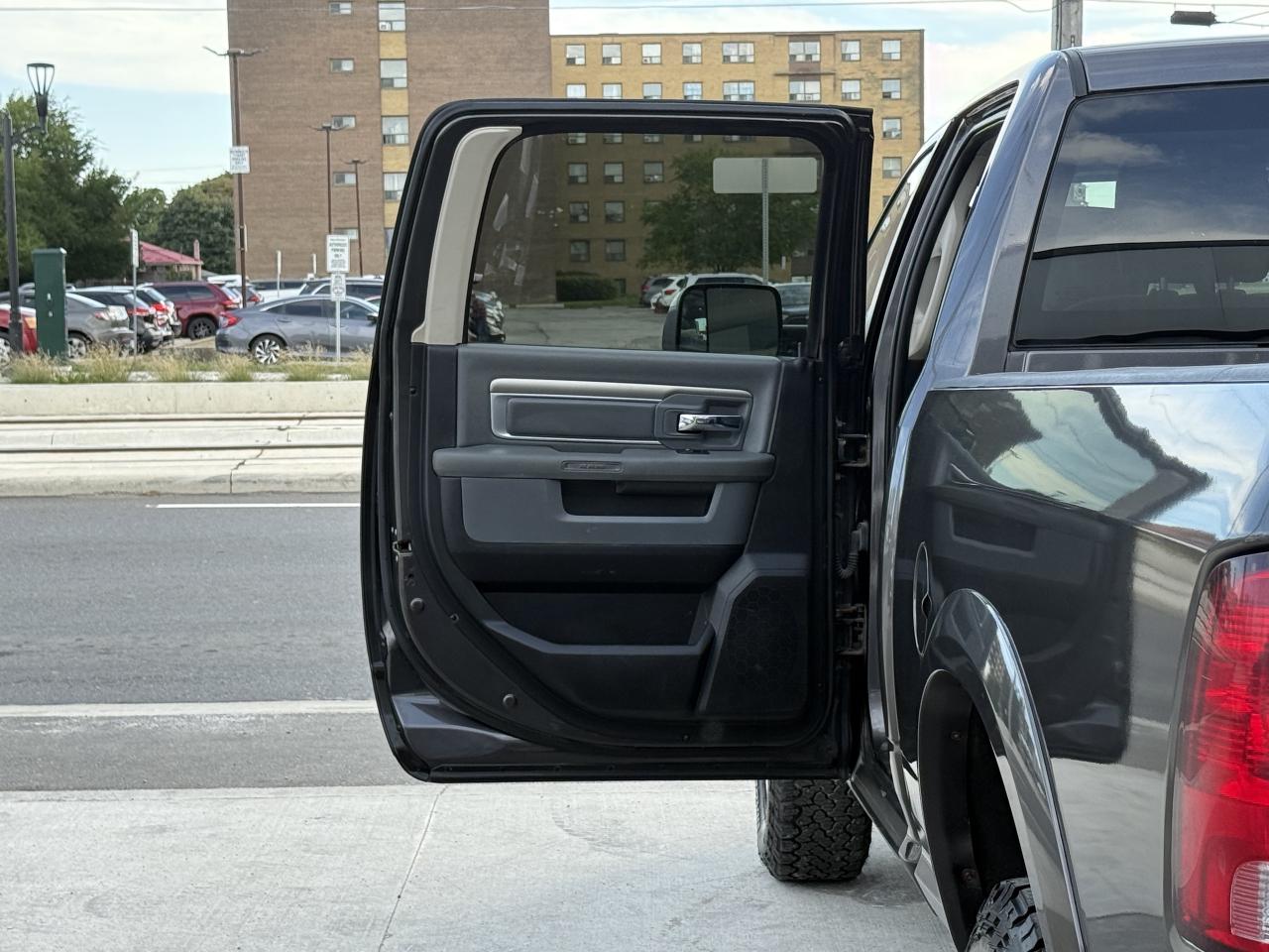 2016 RAM 2500 SLT | BACK UP CAMERA | Photo