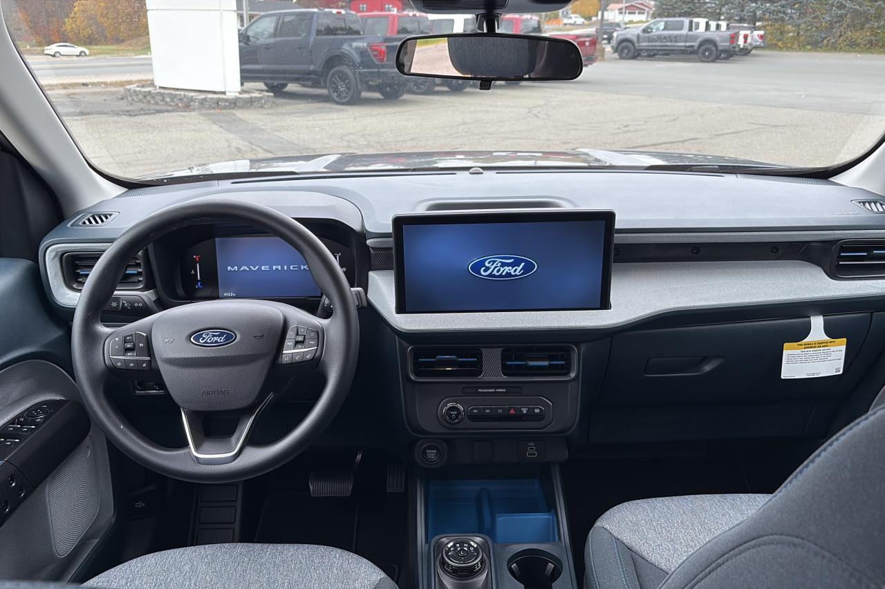 2025 Ford Maverick  Photo3