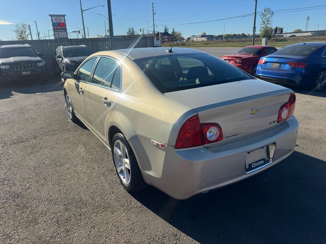 2010 Chevrolet Malibu LS, 4 CYL, AUTO, LOW KMS, ONLY 40,000KMS, CERT Photo