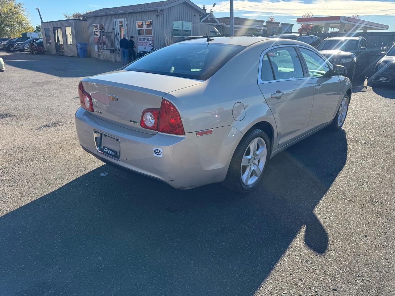 2010 Chevrolet Malibu LS, 4 CYL, AUTO, LOW KMS, ONLY 40,000KMS, CERT - Photo #5