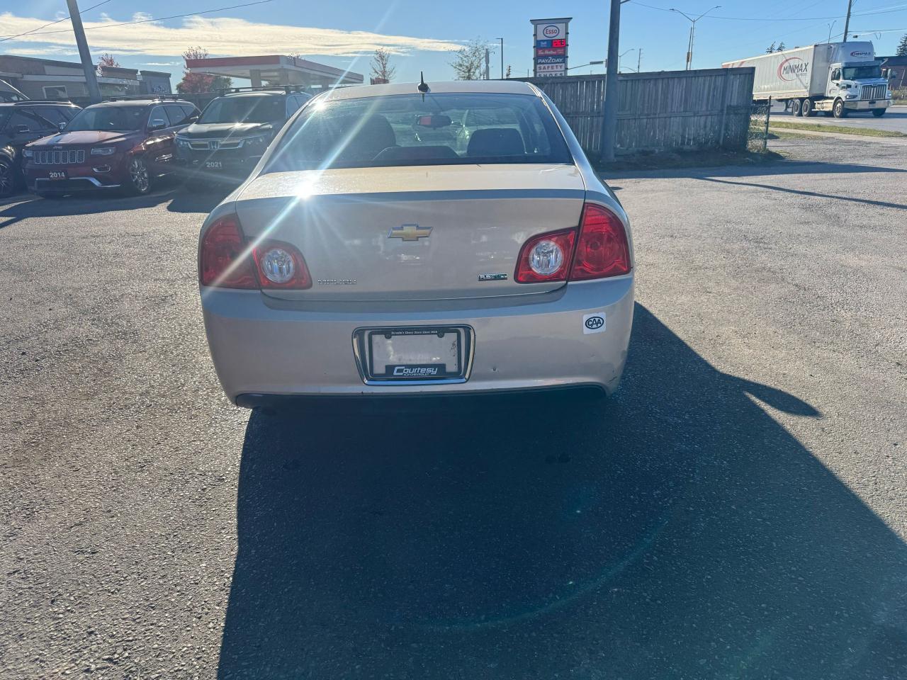 2010 Chevrolet Malibu LS, 4 CYL, AUTO, LOW KMS, ONLY 40,000KMS, CERT Photo