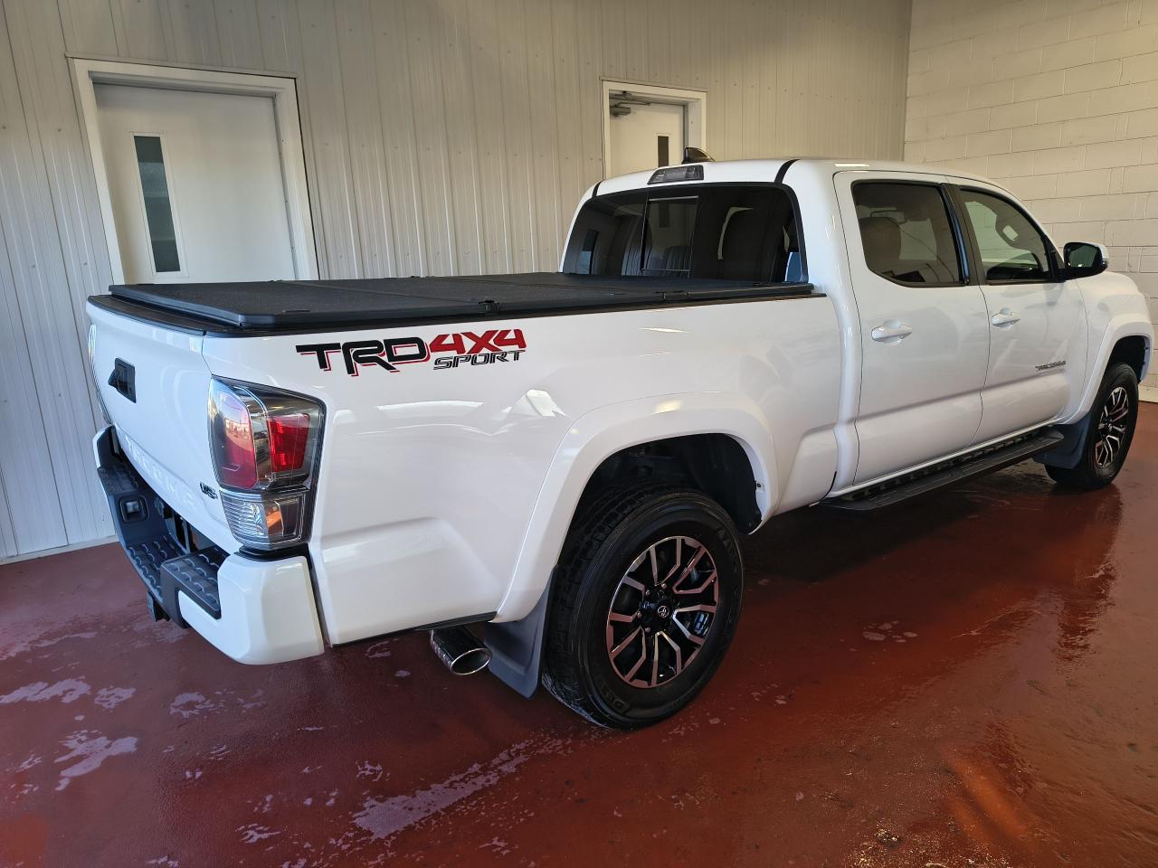 2021 Toyota Tacoma 4x4 Double Cab Auto Photo0