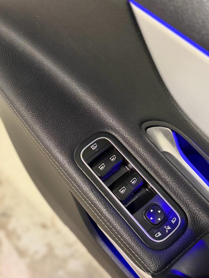 2021 Mercedes-Benz A220 A 220 4MATIC Sedan - Photo #9