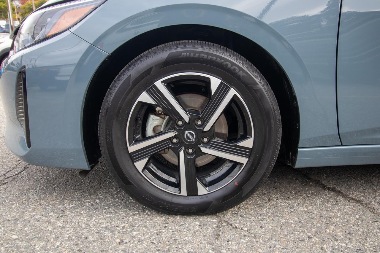 2024 Nissan Sentra SV Photo5