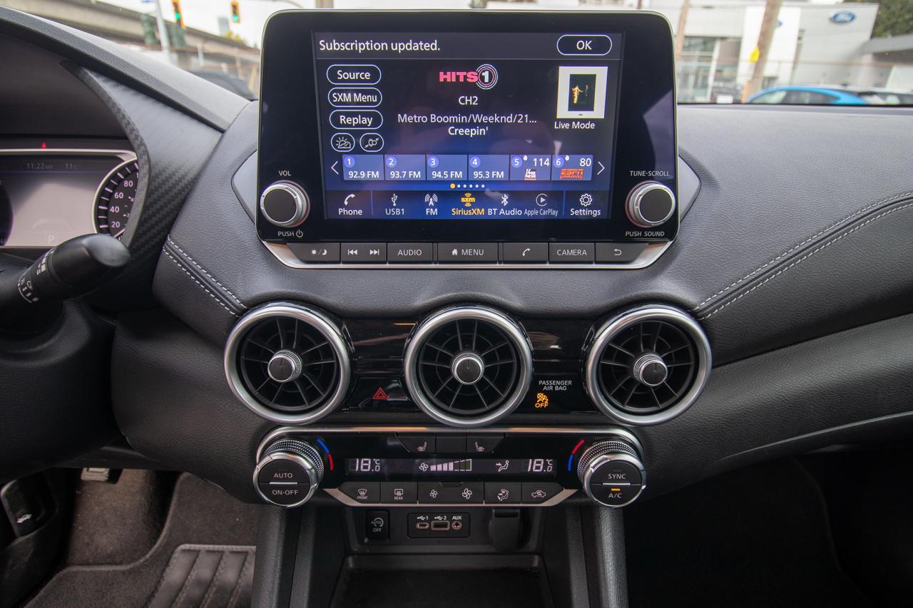 2024 Nissan Sentra SV Photo5