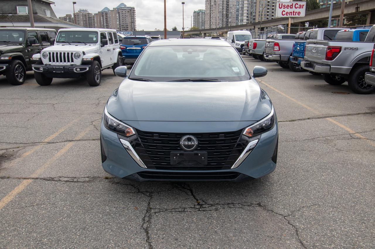 2024 Nissan Sentra SV Photo