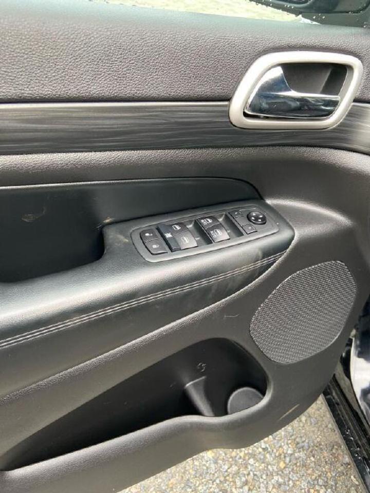 2020 Jeep Grand Cherokee LAR/ALT Photo