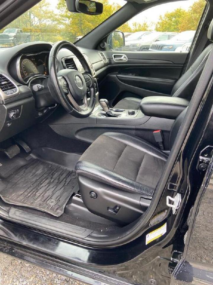 2020 Jeep Grand Cherokee LAR/ALT Photo