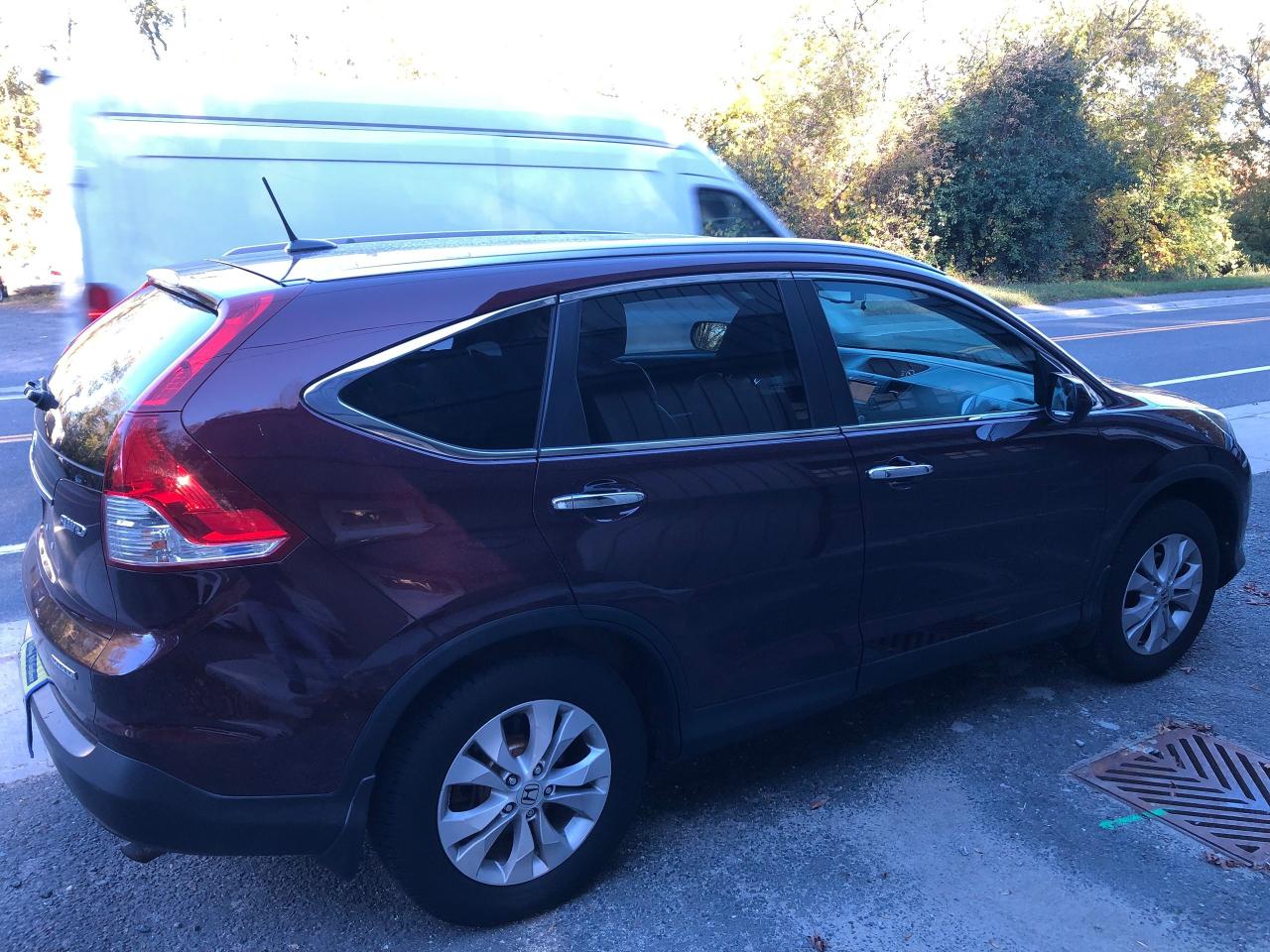 2014 Honda CR-V Touring - Photo #4