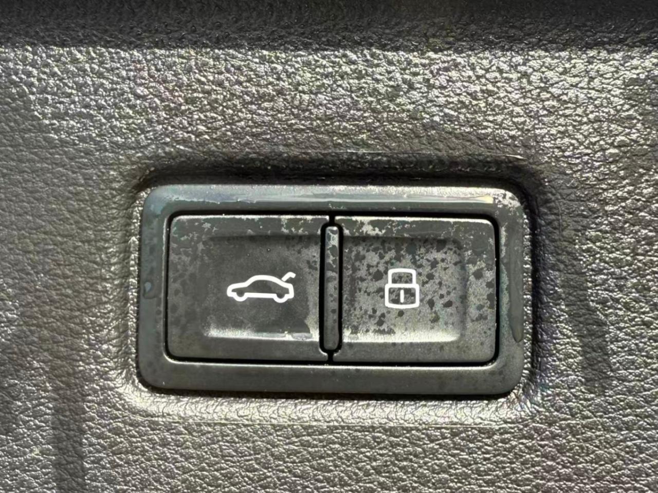 13077739