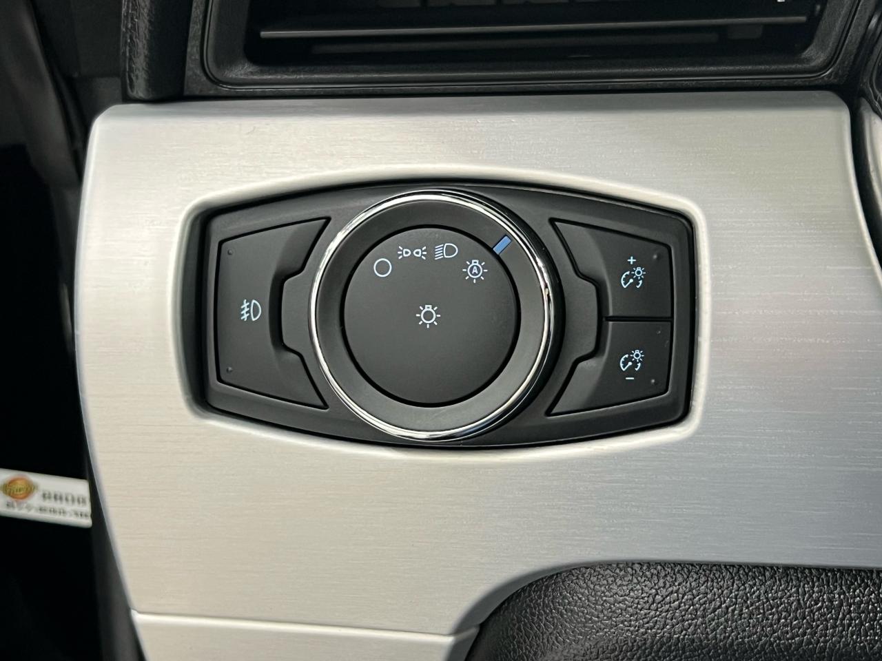 2016 Ford Mustang 2DR CONV ECOBOOST PREMIUM Photo