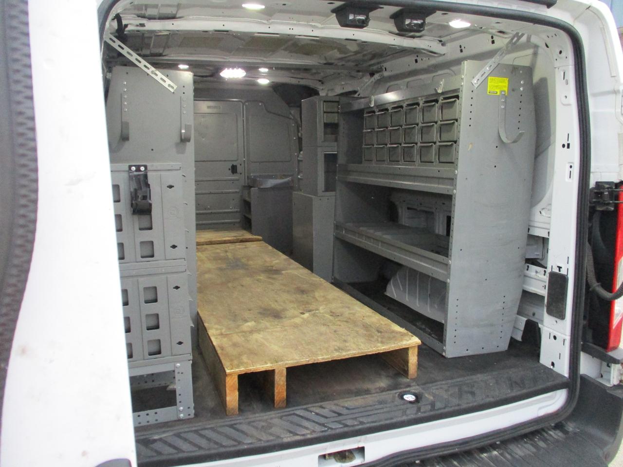 2018 Ford Transit T-350 148" Low Rf 9500 GVWR Sliding RH Dr - Photo #7
