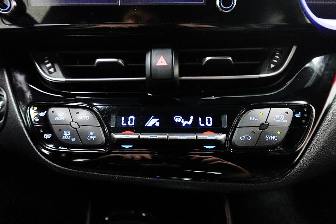 2021 Toyota C-HR XLE PREMIUM,ONE OWNER,NO ACCIDENT ,DEALER MAINTAIN Photo