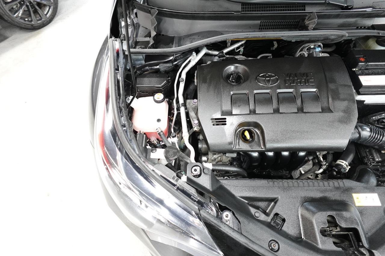 2021 Toyota C-HR XLE PREMIUM,ONE OWNER,NO ACCIDENT ,DEALER MAINTAIN Photo