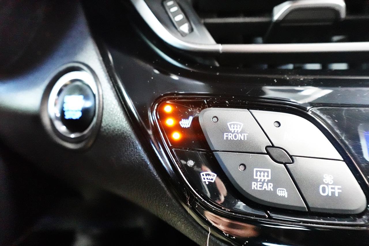 2021 Toyota C-HR XLE PREMIUM,ONE OWNER,NO ACCIDENT ,DEALER MAINTAIN Photo