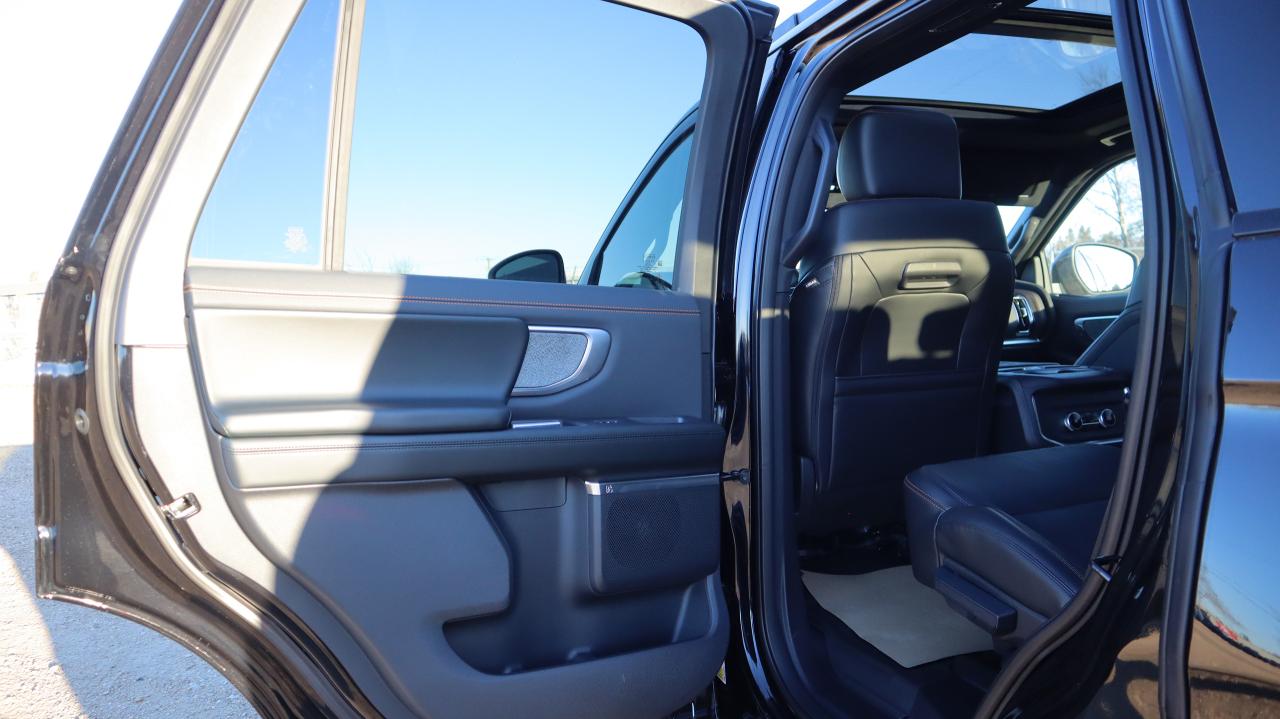 2025 Ford Expedition Tremor Photo5