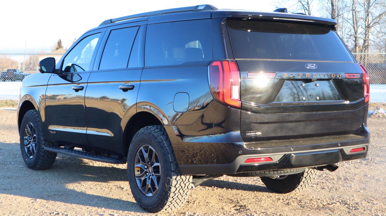 2025 Ford Expedition Tremor Photo5