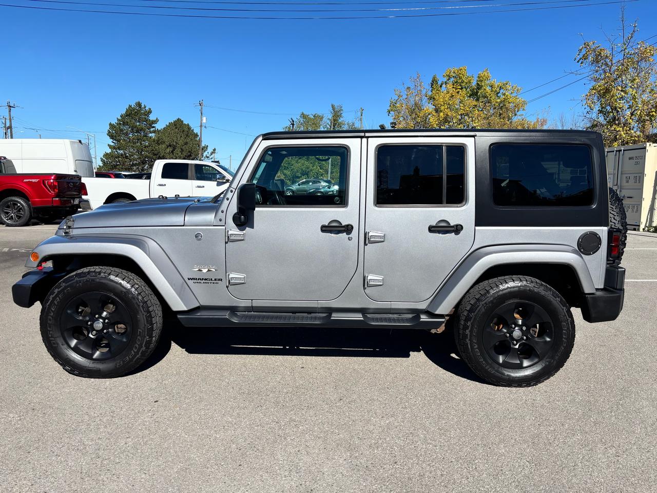 2016 Jeep Wrangler Sahara Unlimited Photo