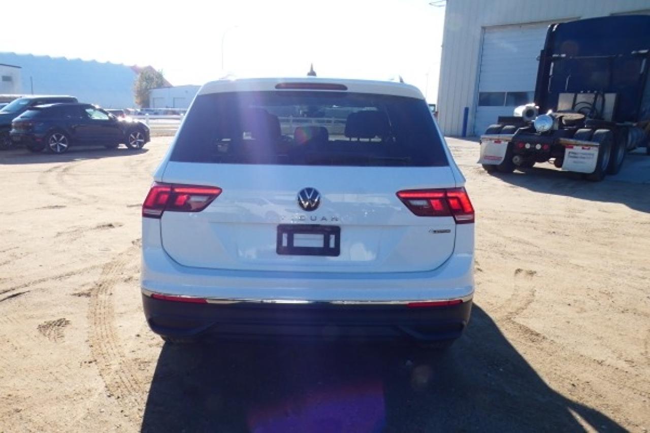 2024 Volkswagen Tiguan Comfortline 4MOTION w/Htd Leather, pano S/R, BUC - Photo #7