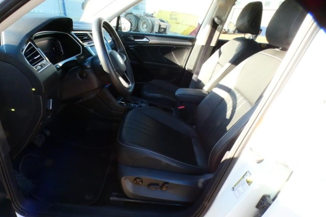 2024 Volkswagen Tiguan Comfortline 4MOTION w/Htd Leather, pano S/R, BUC - Photo #11