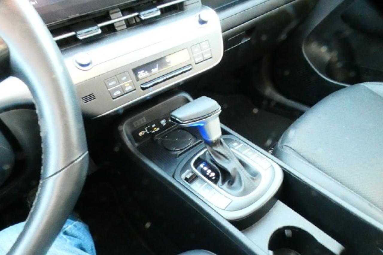 2024 Hyundai KONA Preferred w/Htd Leather, S/R, BUC - Photo #15