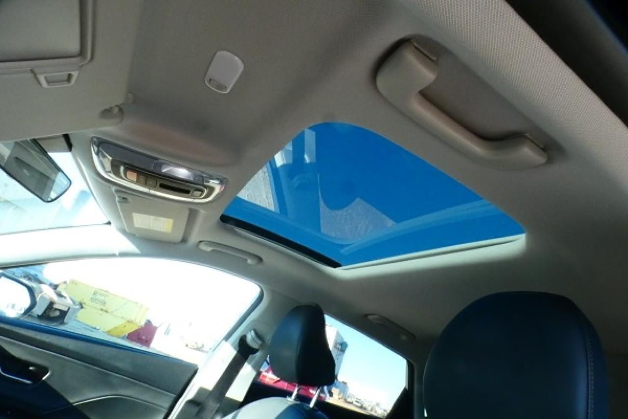 2024 Hyundai KONA Preferred w/Htd Leather, S/R, BUC - Photo #16