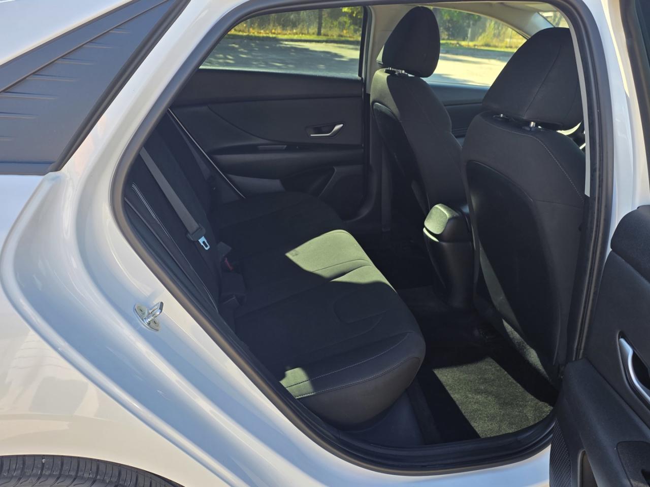 2023 Hyundai Elantra SEL Photo