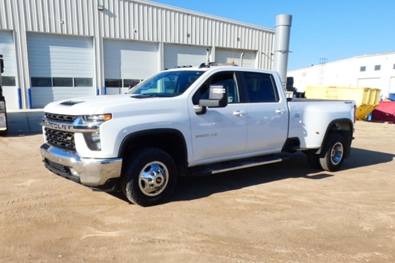 2021 Chevrolet Silverado 3500 LT DRW 8'box DURA DSL w/Htd cloth, BUC - Photo #2