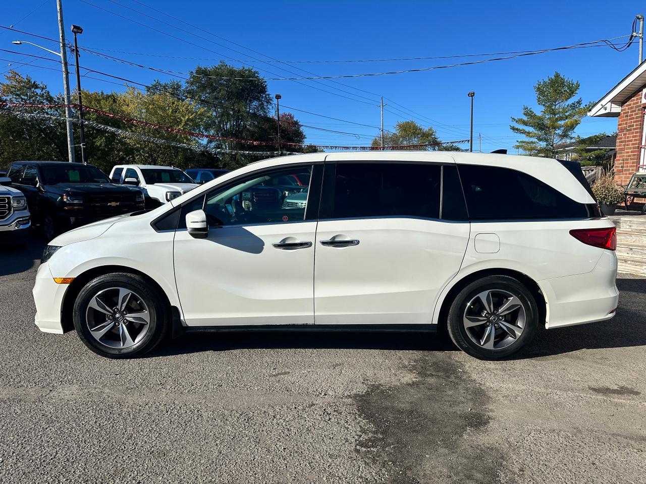 2018 Honda Odyssey EX HTD-Cloth 8Pass CarPlay BackupCam LKAS Adaptive Photo2