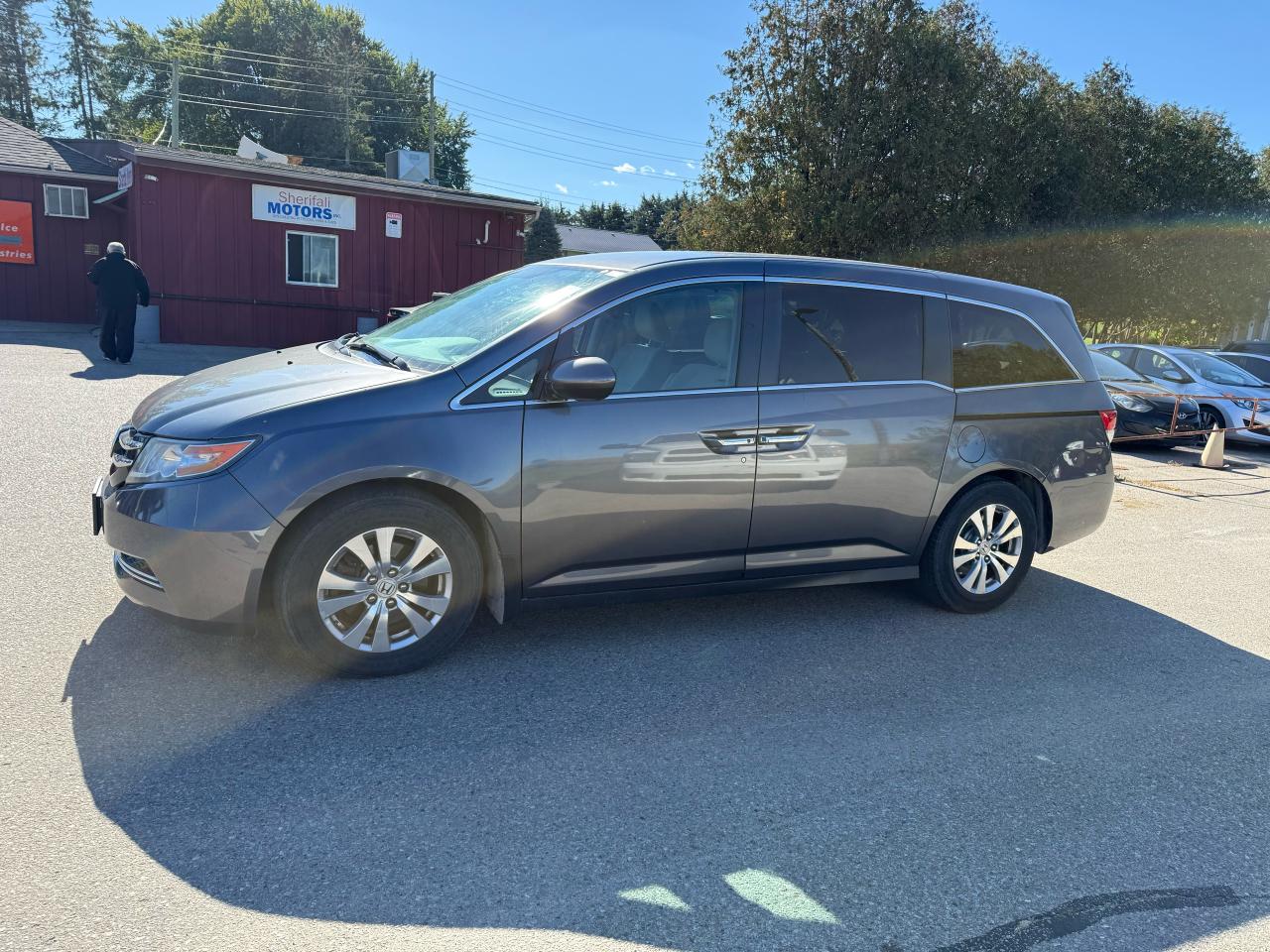 Used 2016 Honda Odyssey EX power sliding doors backup camera winter tires with rims for sale in Waterloo, ON