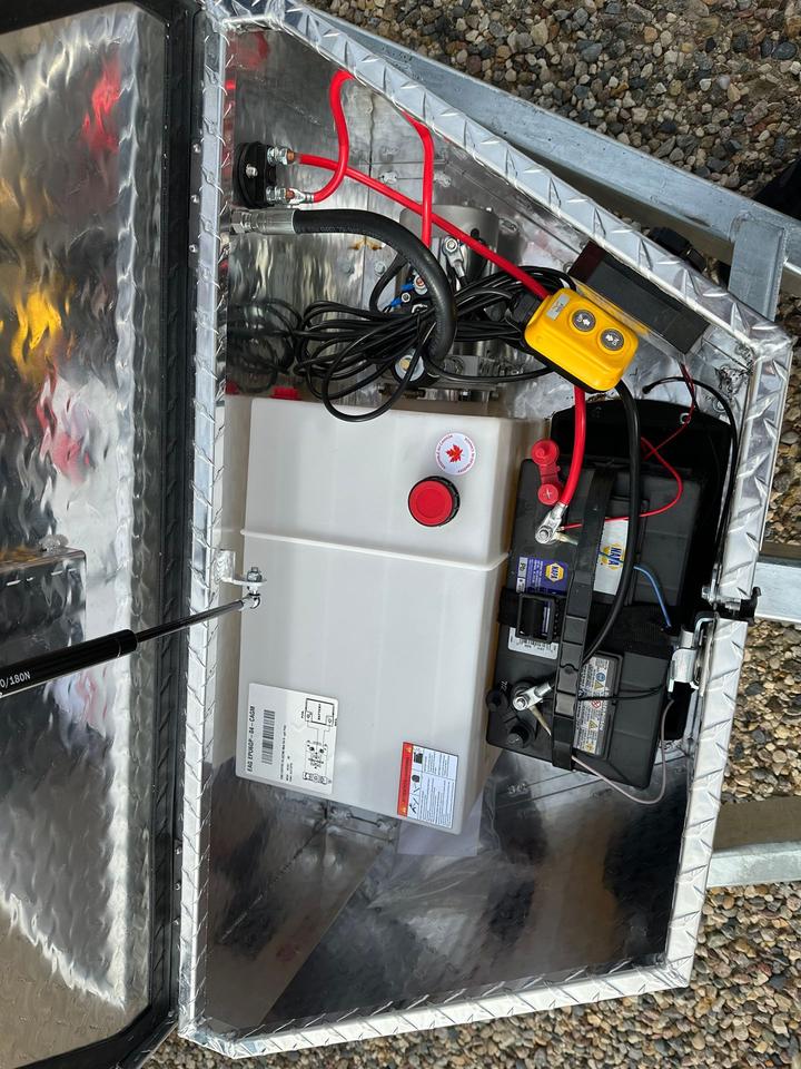 2026 One Sixteen Dump 82" x 14' One Sixteen Galvanized Dump Trailer Photo5