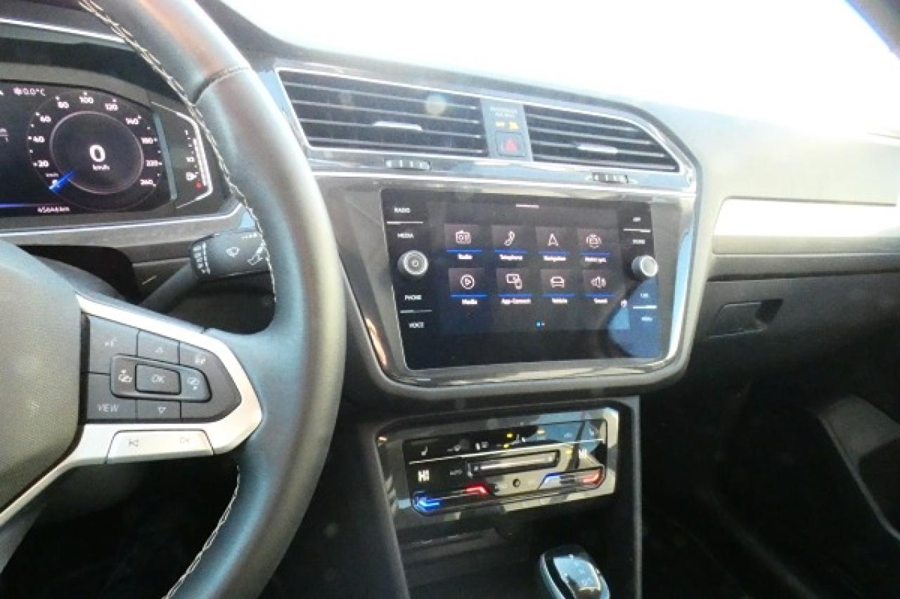2024 Volkswagen Tiguan Comfortline 4MOTION w/Htd Leather, pano S/R, BUC - Photo #15
