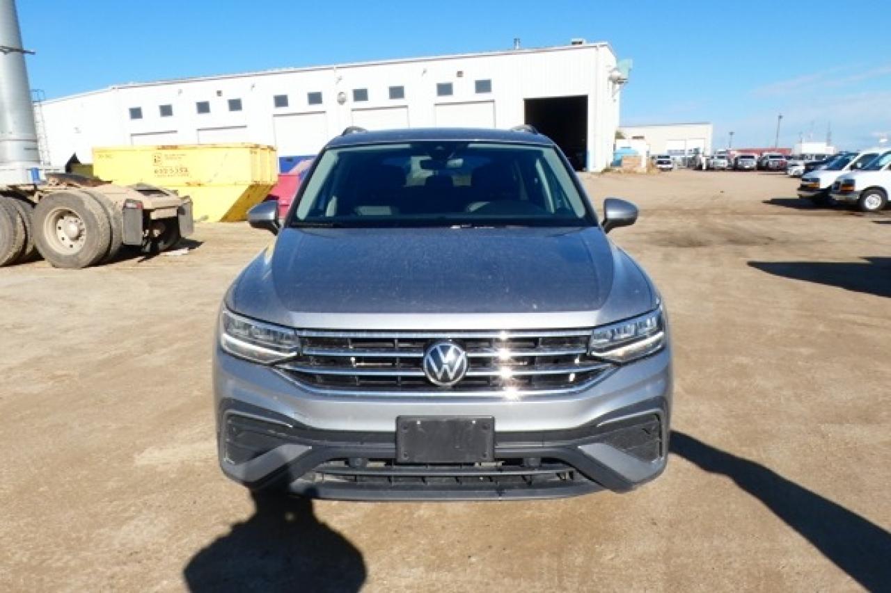 2024 Volkswagen Tiguan Comfortline 4MOTION w/Htd Leather, pano S/R, BUC - Photo #3