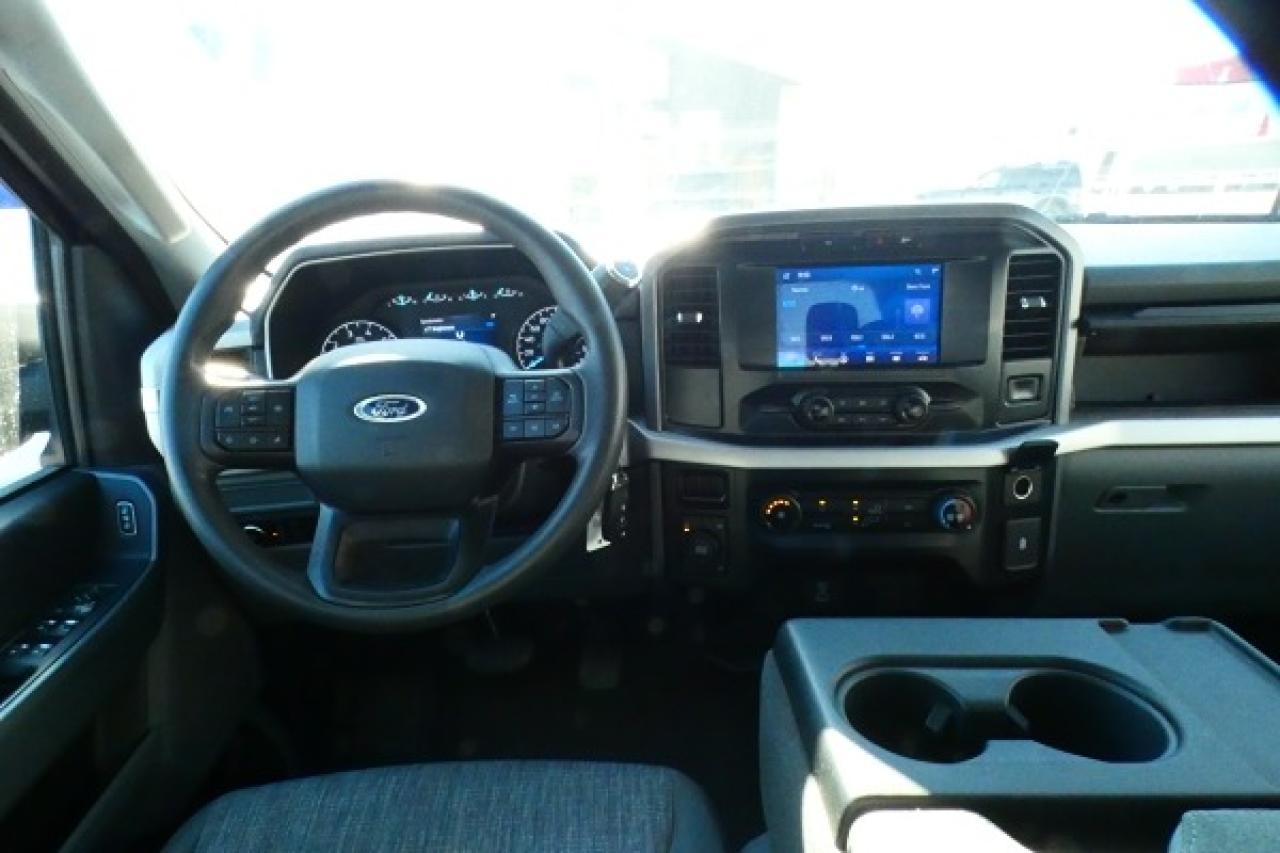 2023 Ford F-150 XLT w/cloth seats, BUC - Photo #11