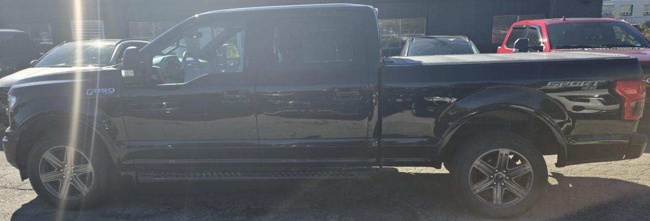 2020 Ford F-150 LARIAT / NO ACCIDENTS / LEATHER / NAV / PANO ROOF - Photo #2